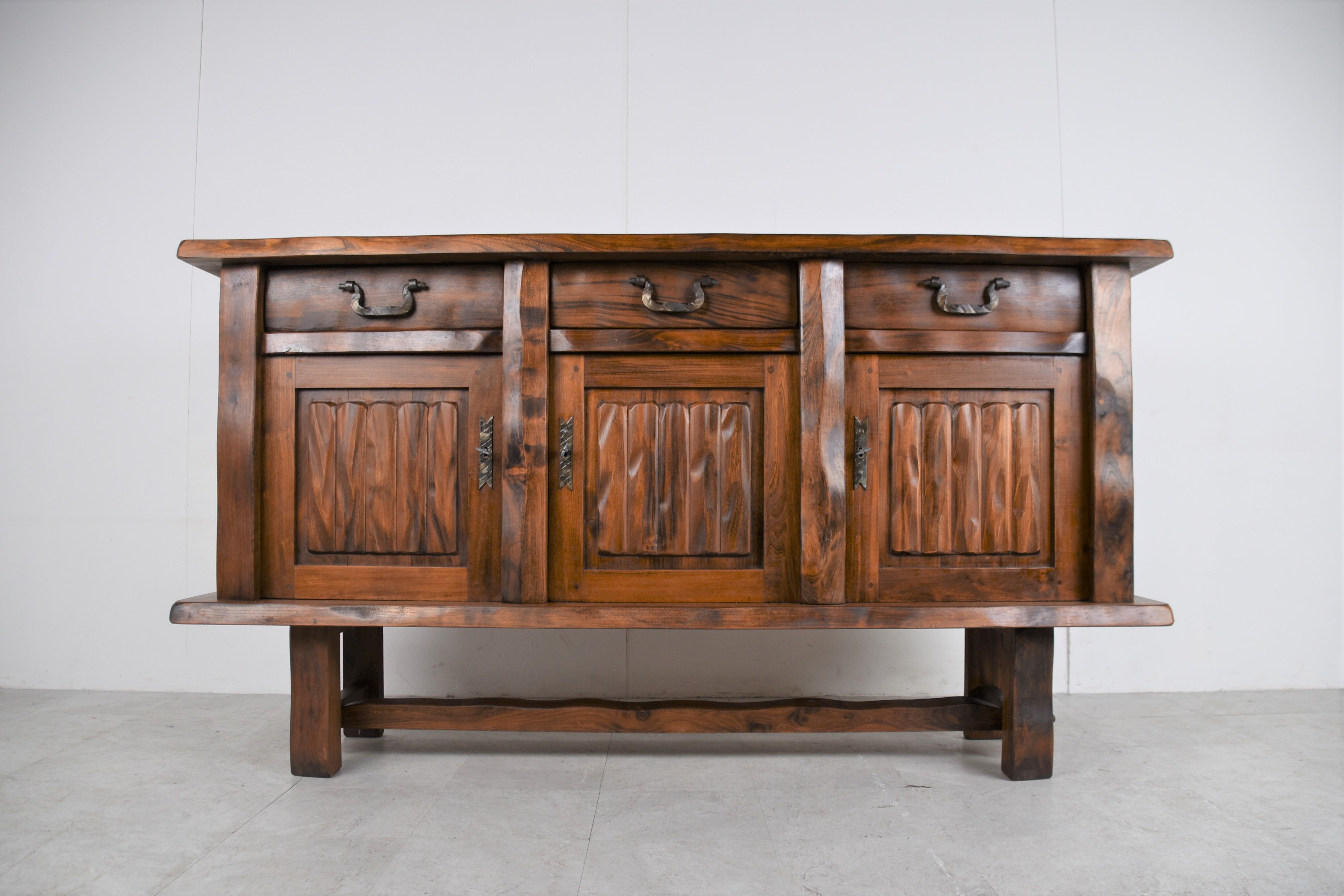 Mobilier rustique de marque Aranjou France années 70/80