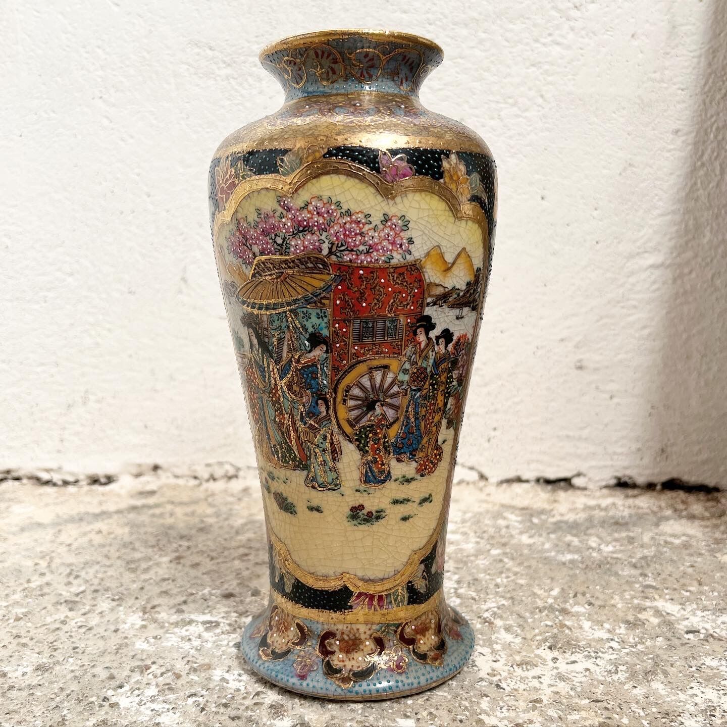 Satsuma Chinese porcelain vase XXth