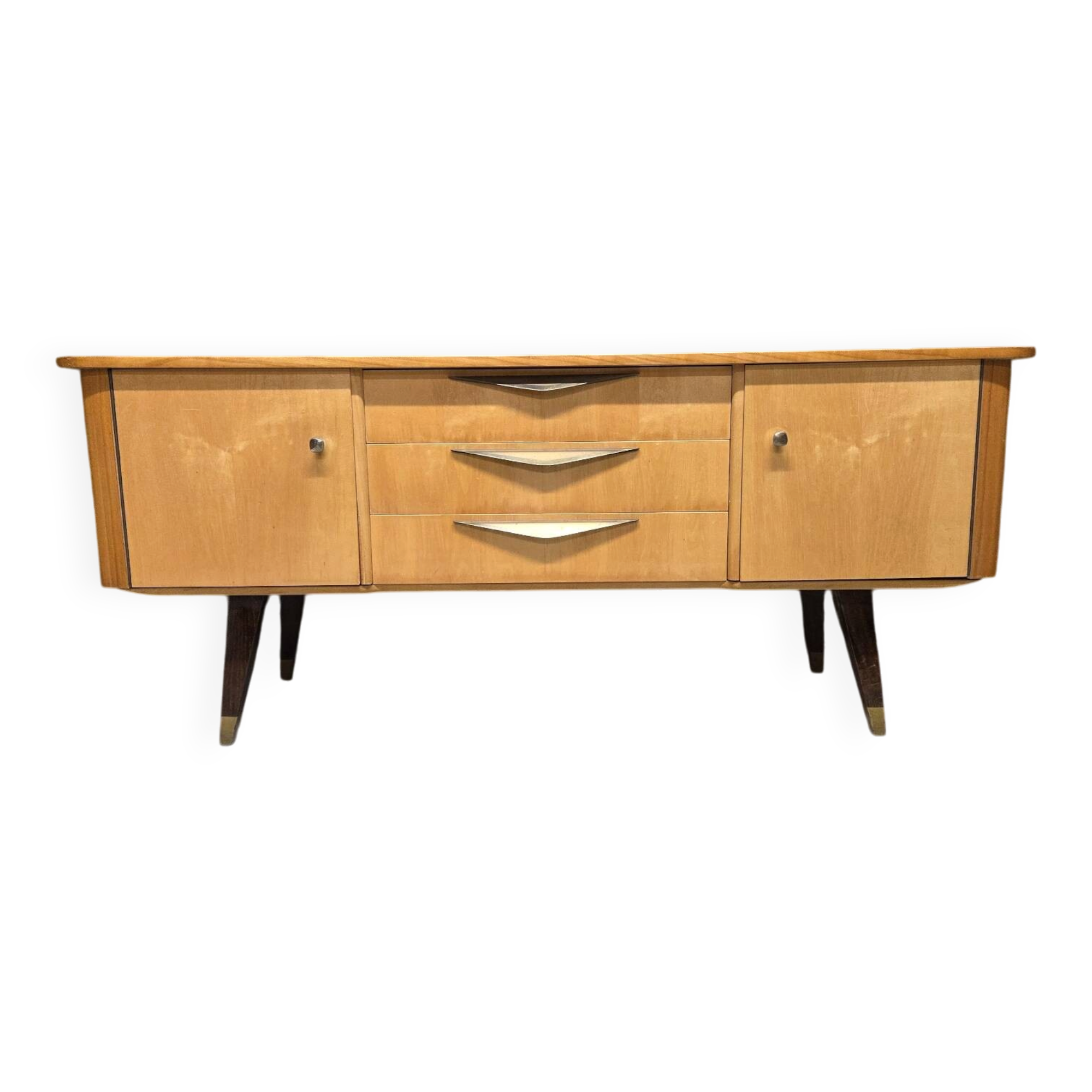 Vintage low enfilade from the 50s/60s – sculptural handles & tapered legs