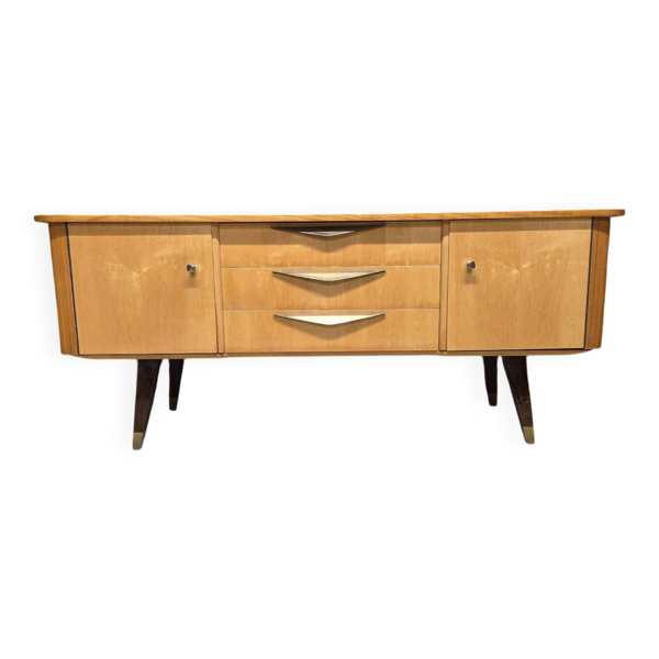 Enfilade basse vintage années 50/60 – poignées sculpturales & pieds co