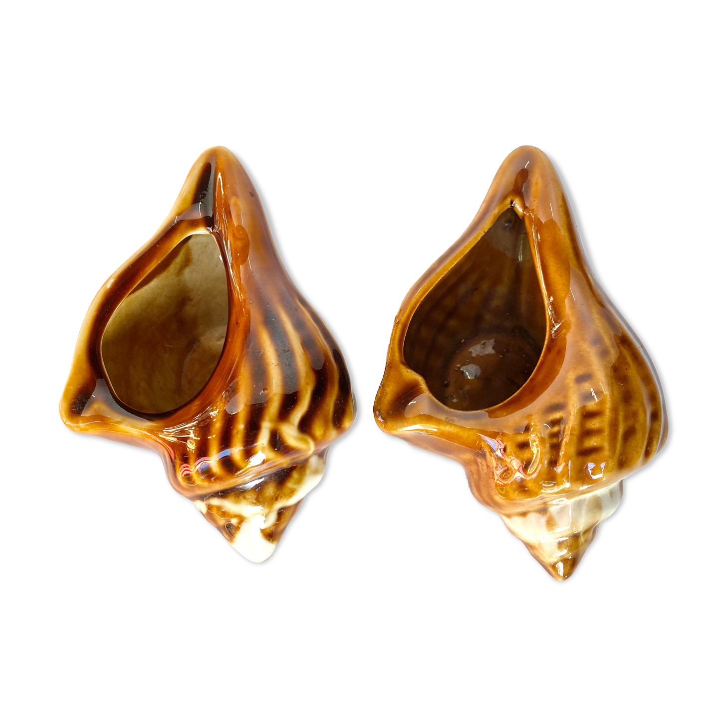 Vintage shell ashtrays