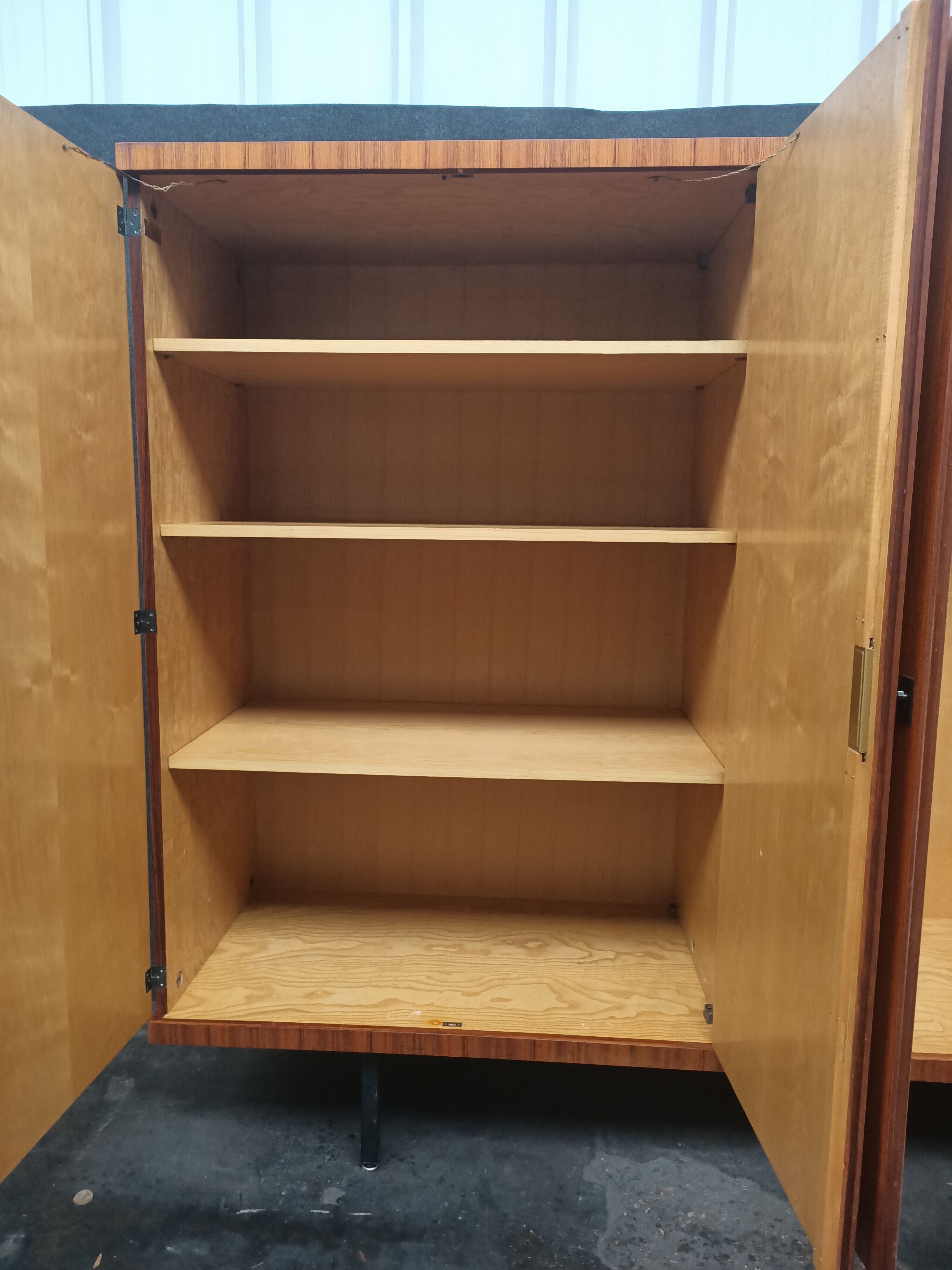 Wardrobe Gérard gueemonprez