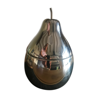 Pear-shaped ice bucket