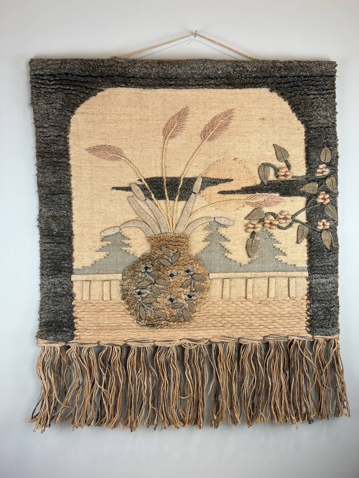 Tapisserie artisanale – Composition florale bohème