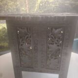 Table indienne en bois sculpté, XXème siècle