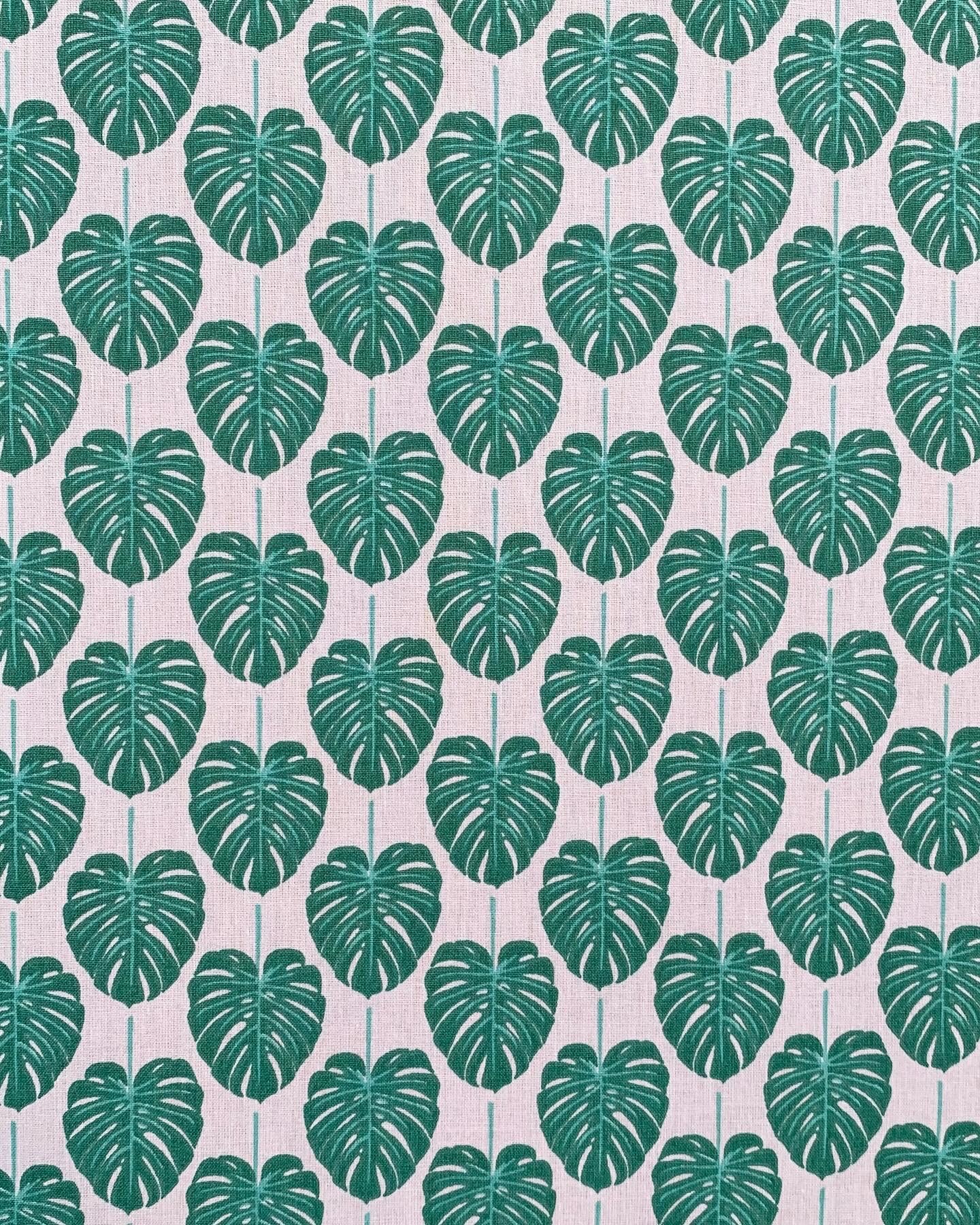 Asymmetrical Parisian wardrobe 1940