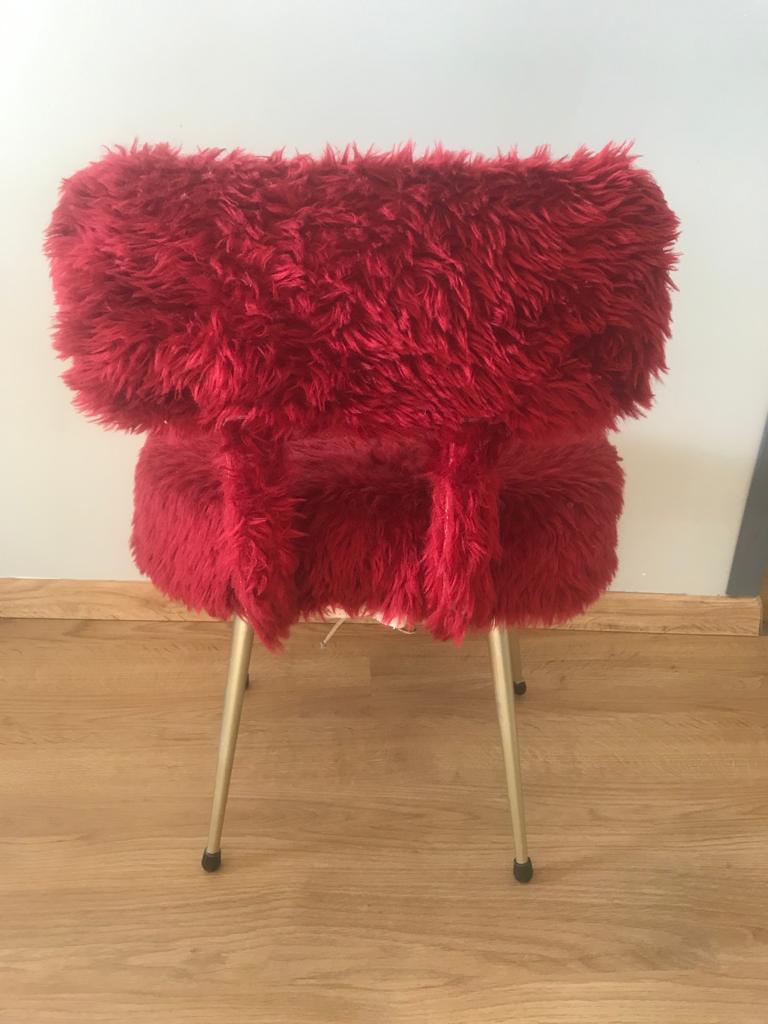 Pelfran moumoute chair