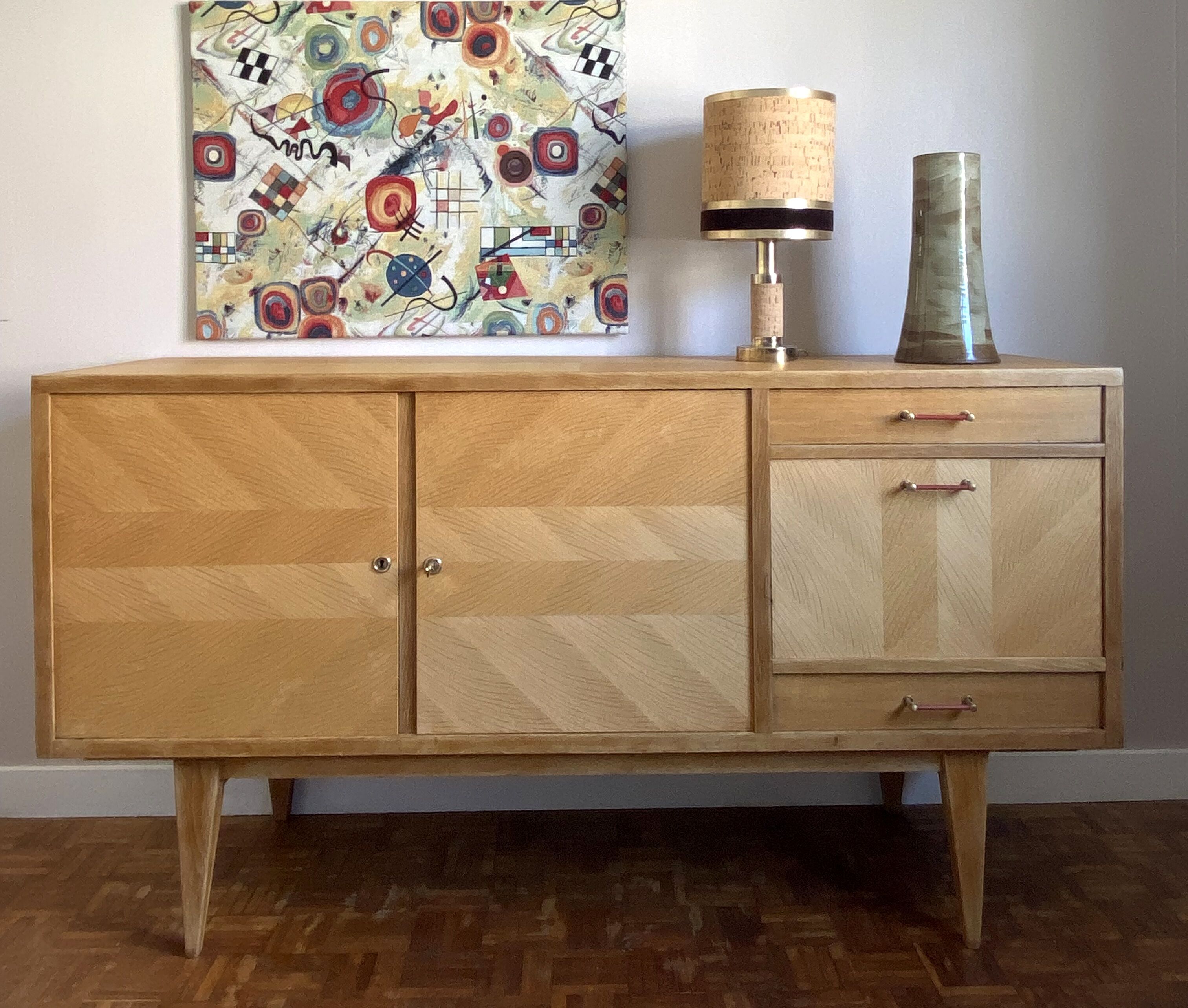 Renovated enfilade 60s