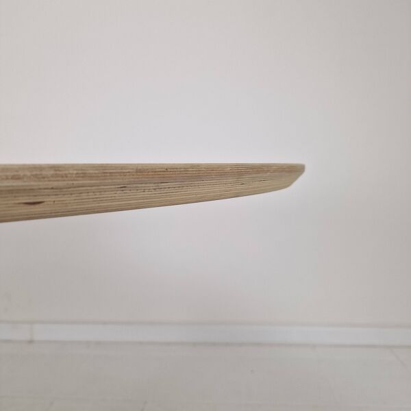 Grande table à manger ovale en chêne par Pierre Paulin pour Artifort, 2018