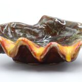 Empty ceramic shell pocket