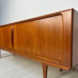 Enfilade danoise en teck par Bernhard Pedersen & Son, années 1960
