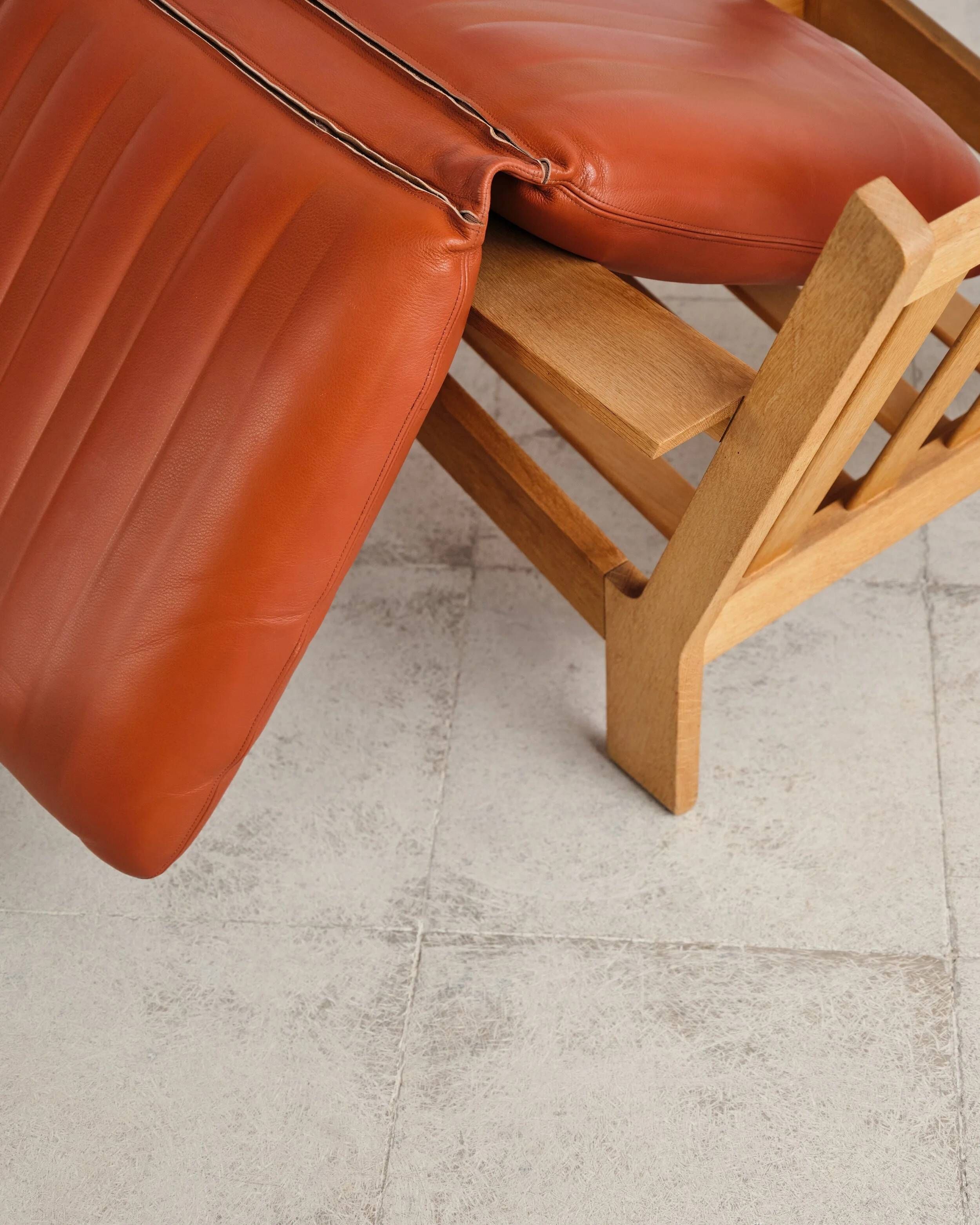 Brutalist oak and leather sofa, Tage Poulsen, 4 pieces, Denmark, 1970s.