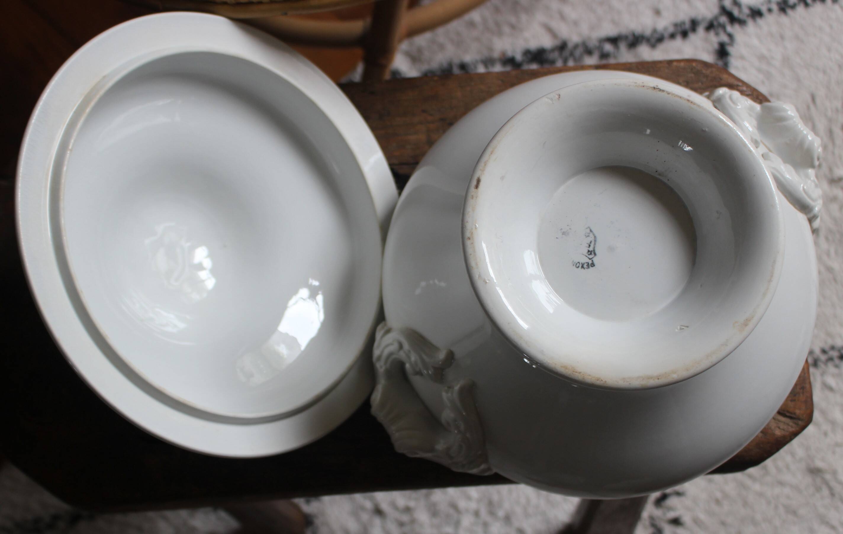 Pexonne FF iron earth white soup tureen