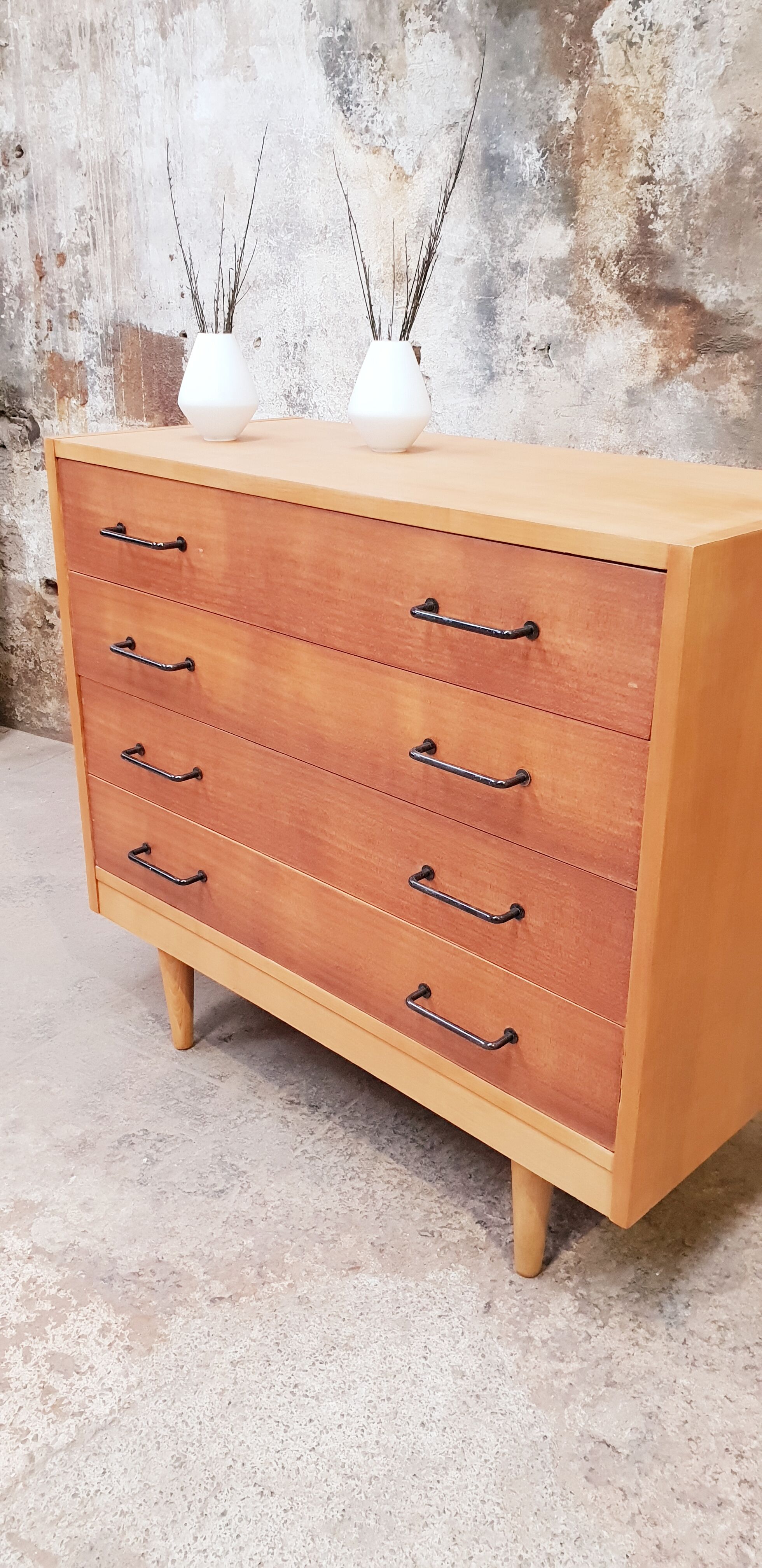Vintage chest of drawers