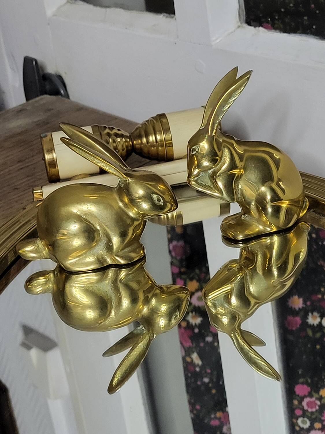Lapin en laiton