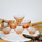 Lot de 6 coupes à champagne en verre rose dépareillées