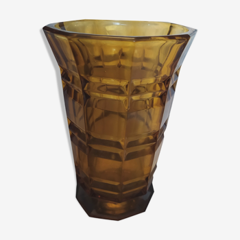 Vase en verre moulé ambré déco art déco