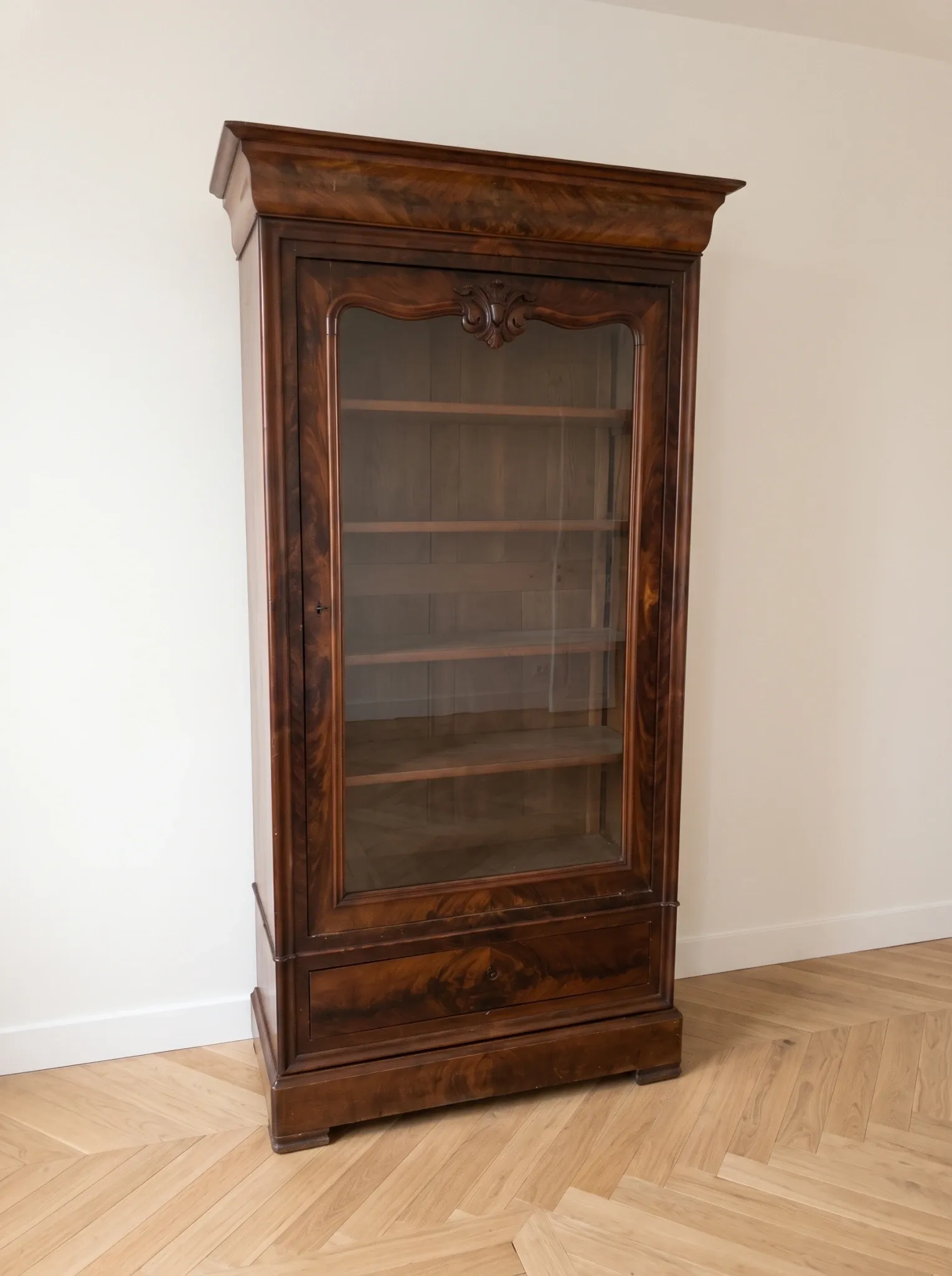 Armoire vitrée ancienne Louis-Philippe en acajou