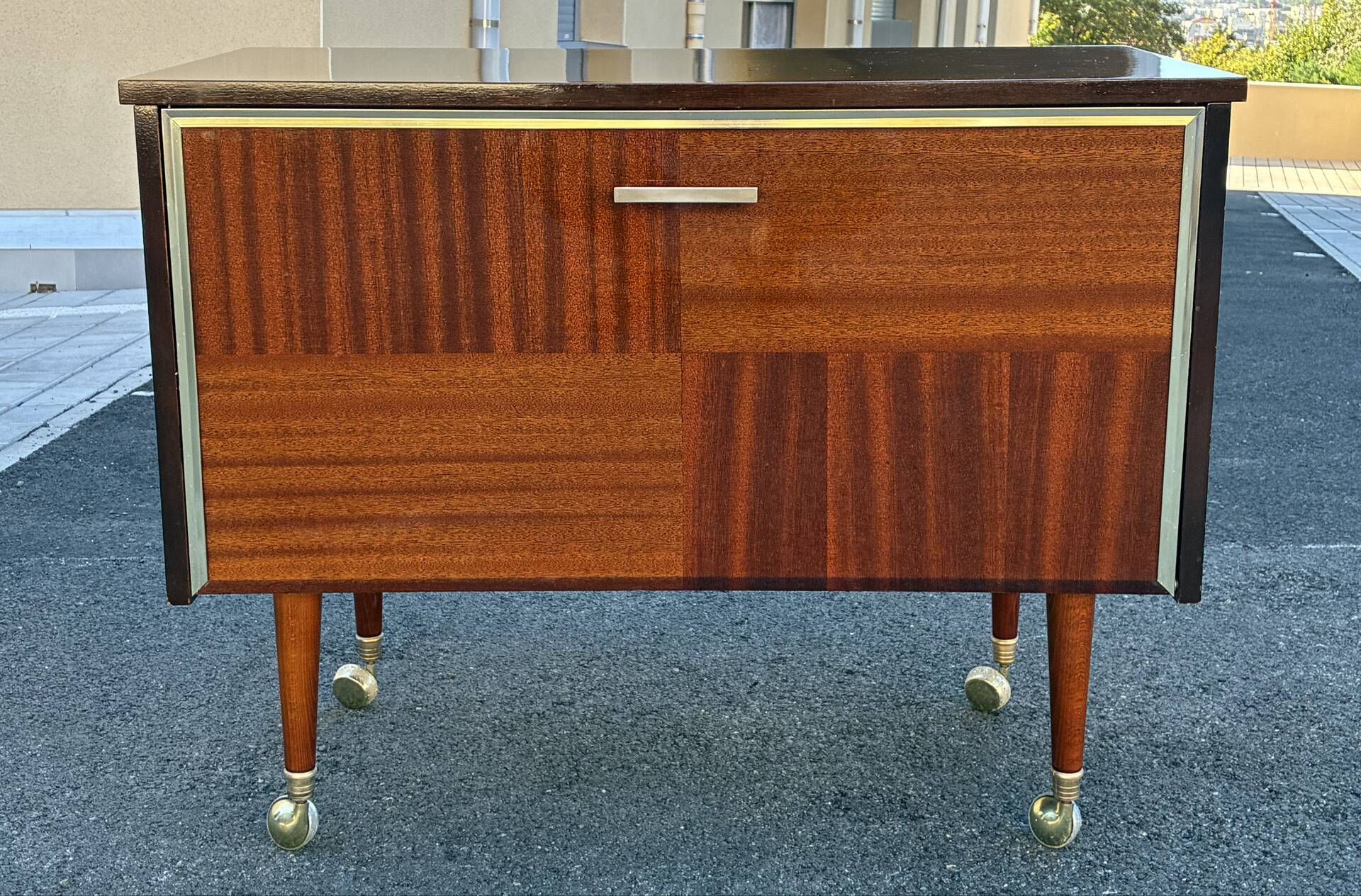 Vintage 70s TV console bar