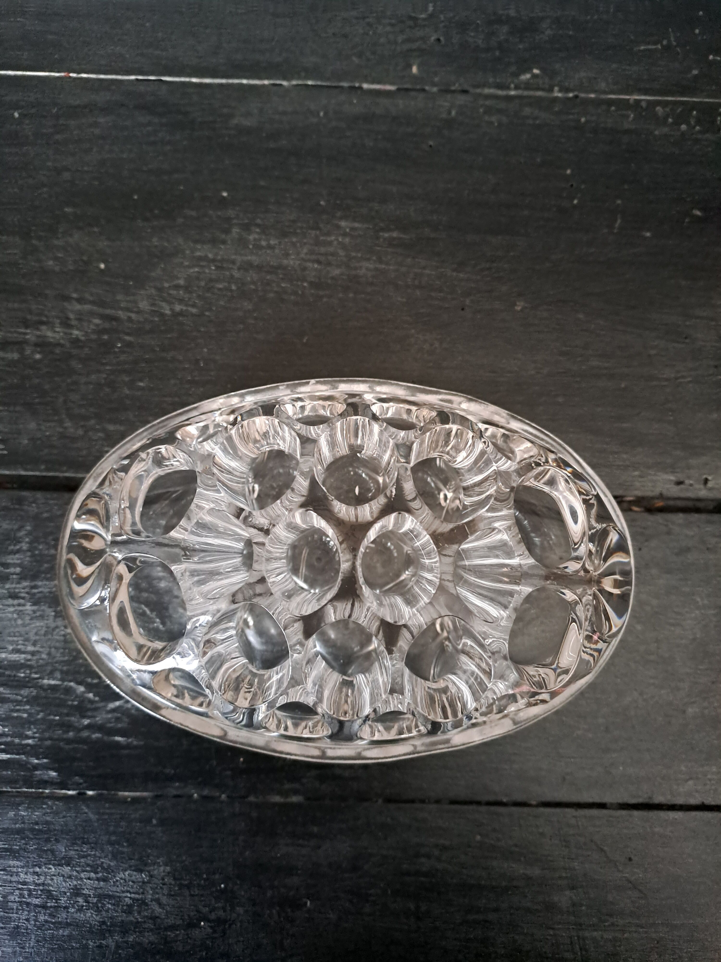 Old oval shaped flowers