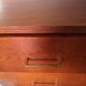 Commode vintage pieds compas