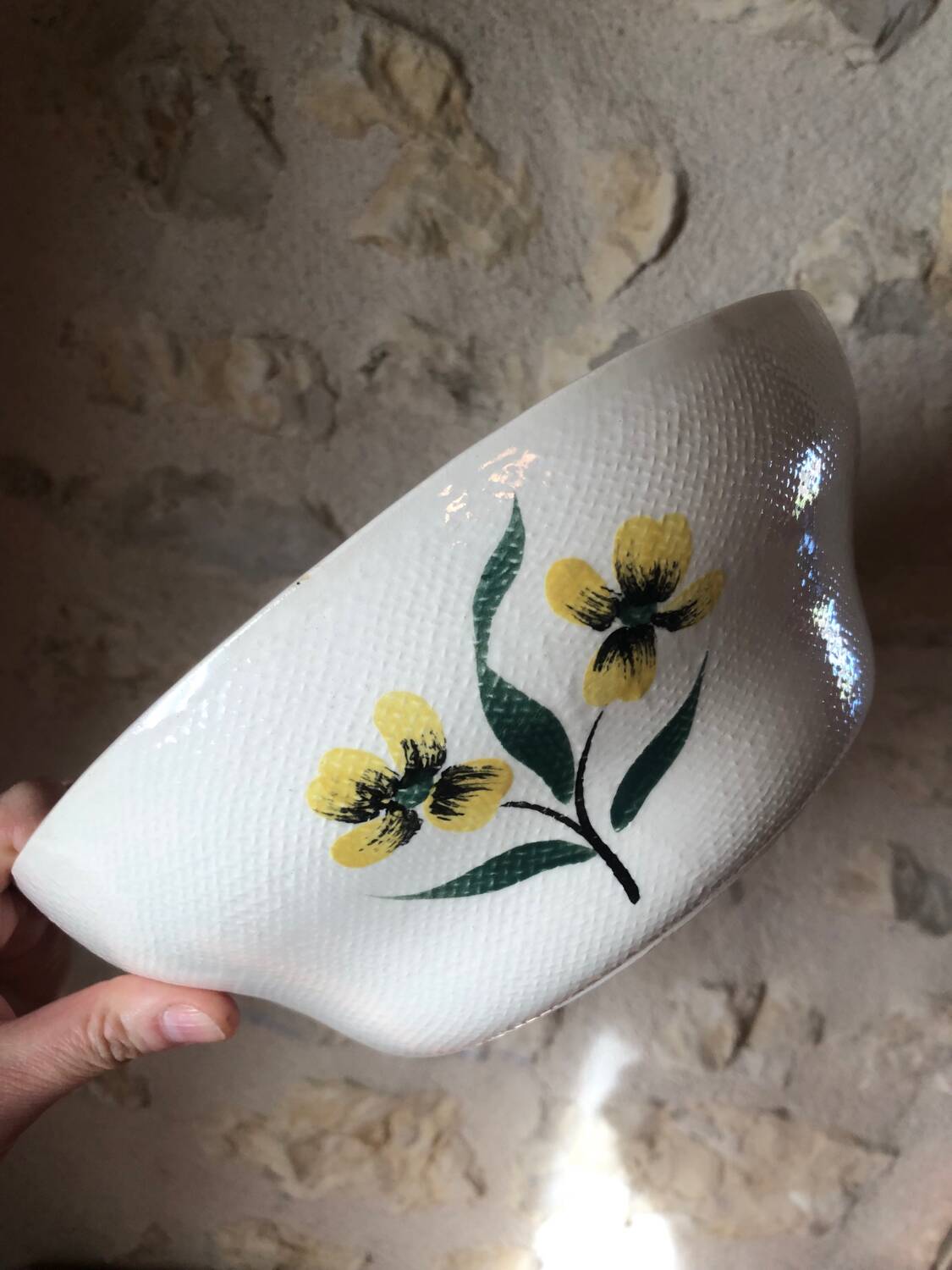 Salins France salad bowl with yellow flower decoration