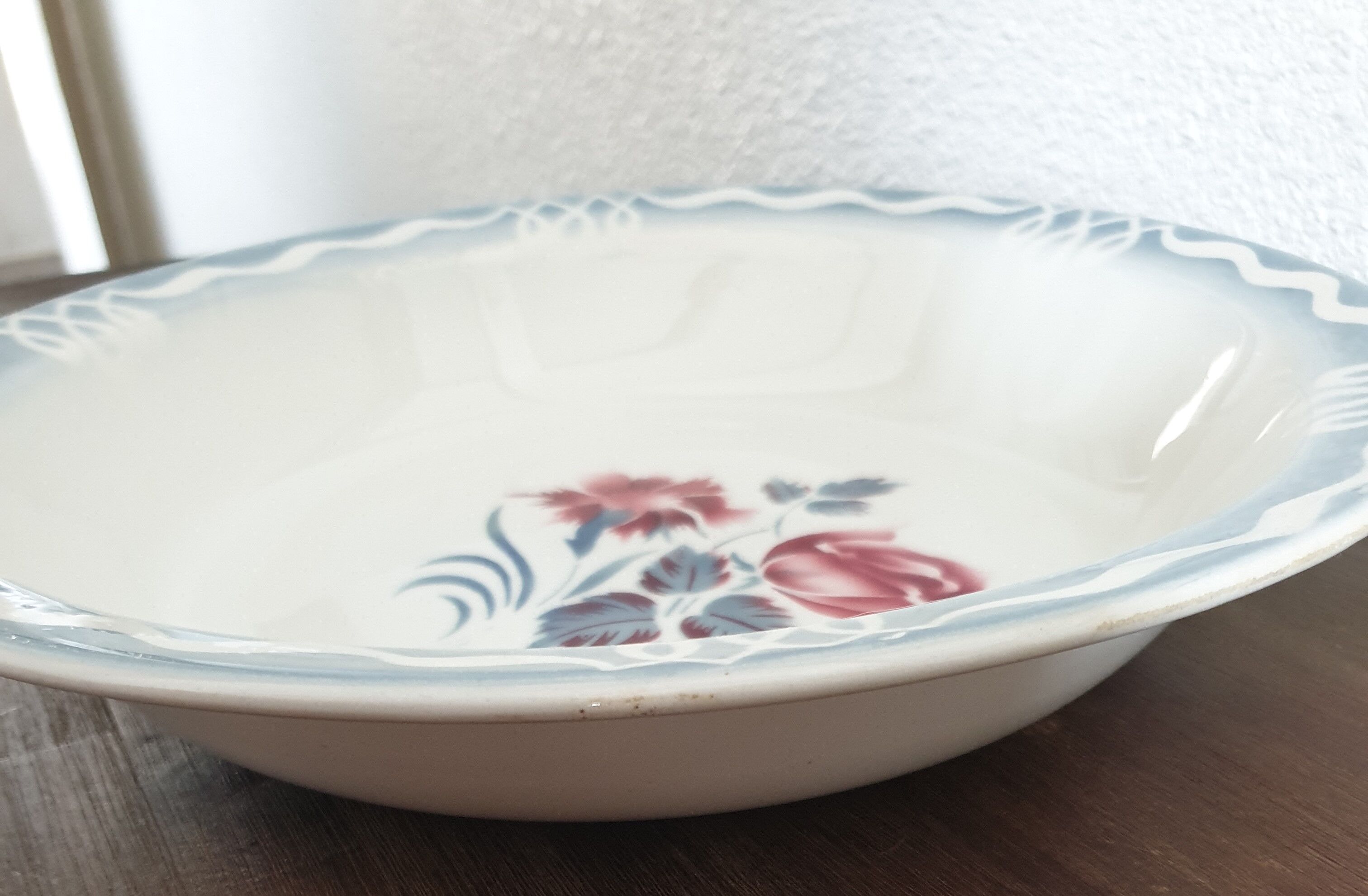 Hollow dish Digoin Sarreguemines model Marinette