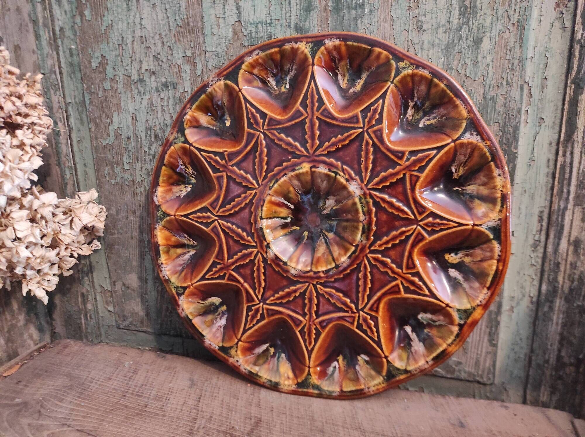 Vintage French oyster tray in Majolica from Vallauris