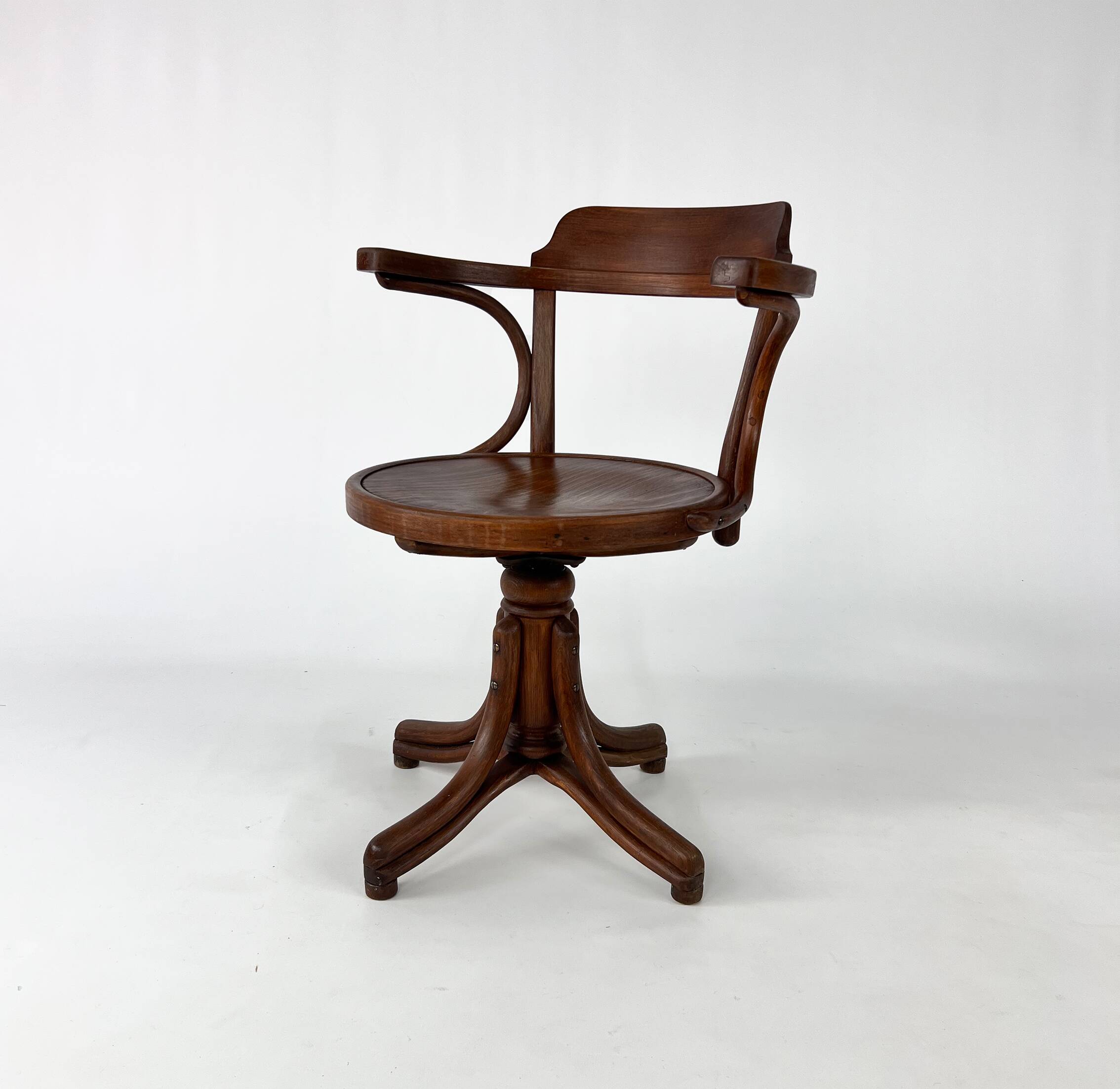 Chaise de Bureau en Chêne Courbé par Thonet, 1950s