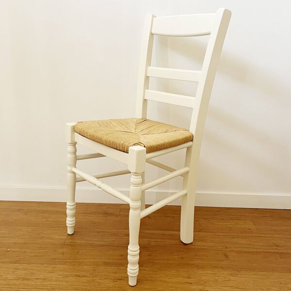 Chaise en paille