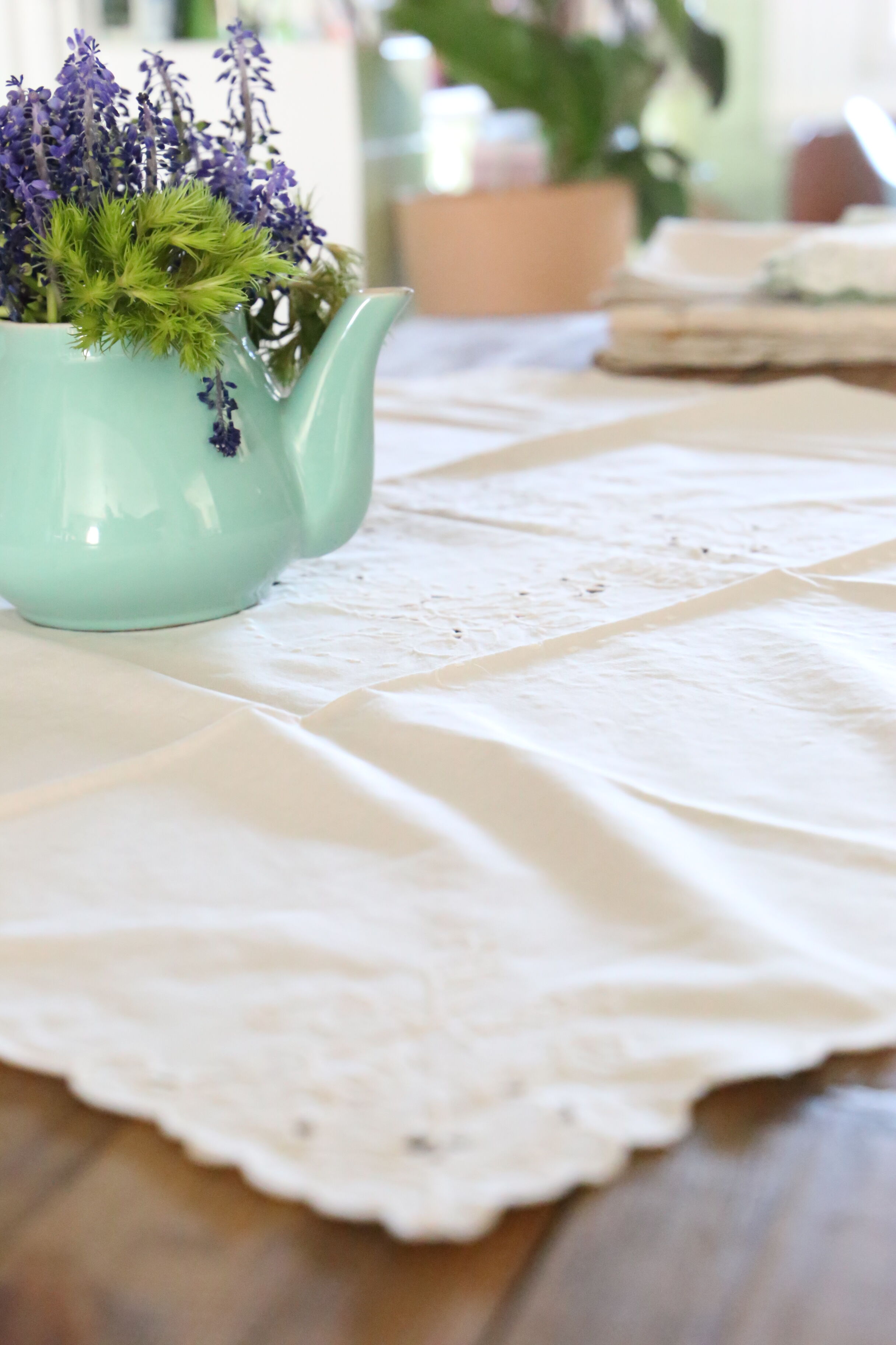 Square tablecloth, embroidered, cotton
