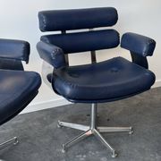 Pair of Italian Space Age lounge chairs, 1970