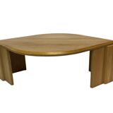 Table basse vintage en forme de larme wabi sabi brutaliste en chêne massif