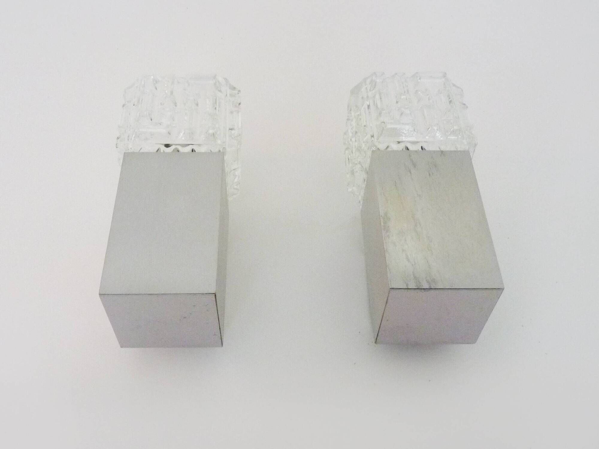 Pair of Space Age Cubist wall lights. Brushed aluminum, 1970s
