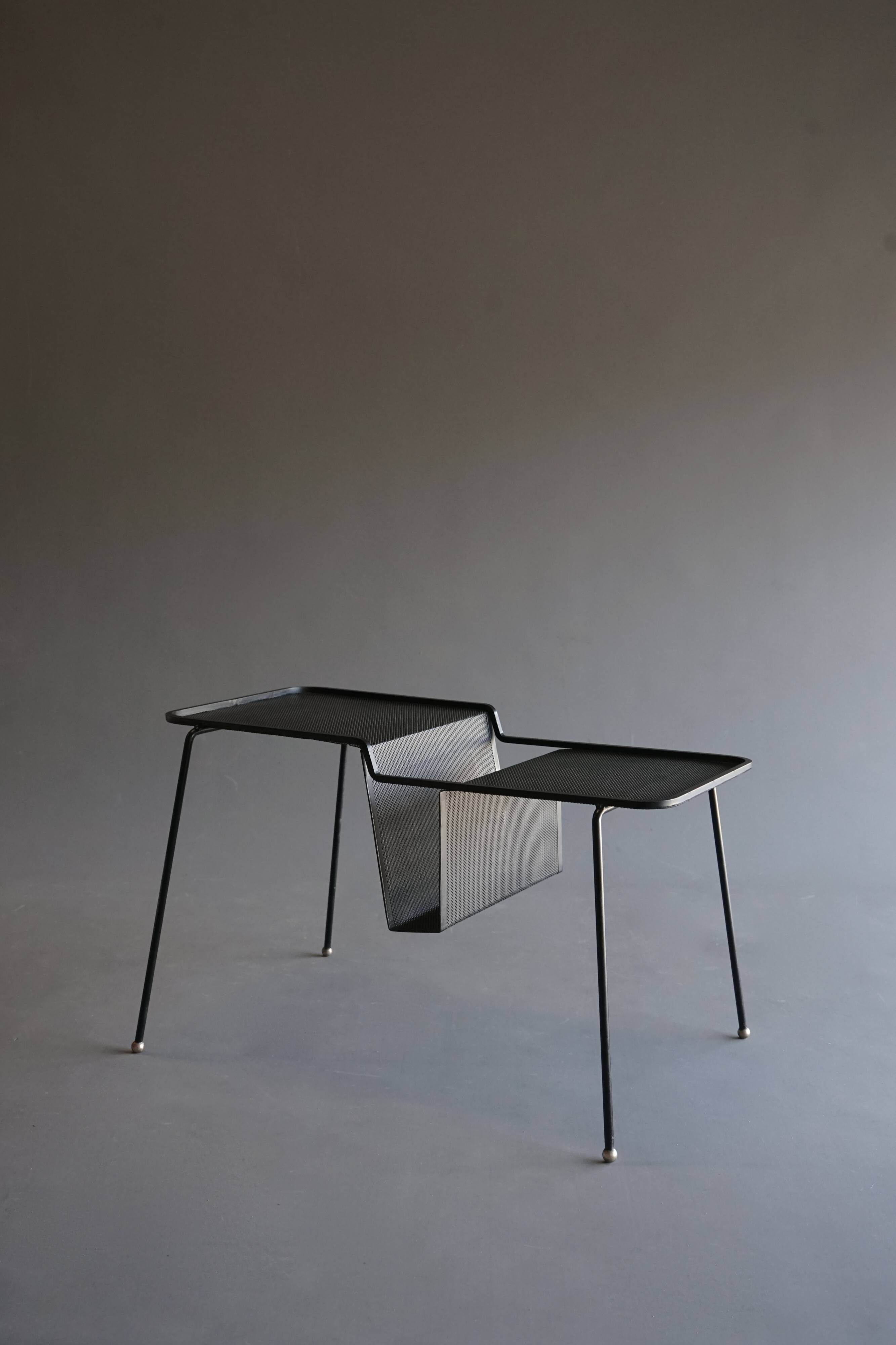 Table d'Appoint Magazine Elysée Mathieu Matégot pour Artimeta, 1950s