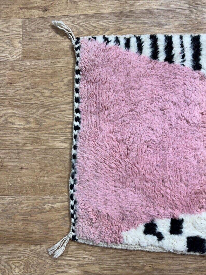 Handmade Beni Oura Hallway Rug Size 75 x 300 cm