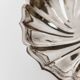 Bol ou assiette en argent vintage des années 1960, ronde, motif en spirale.