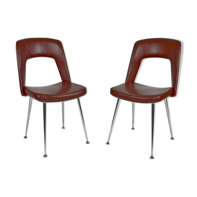 Paire de chaises en chrome et skaï, circa 1960