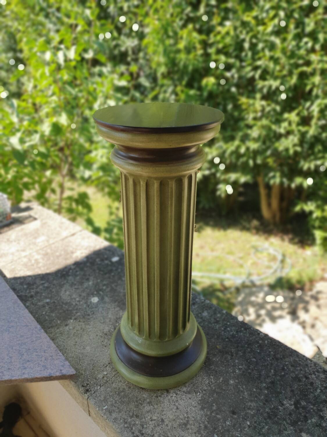 Plaster column