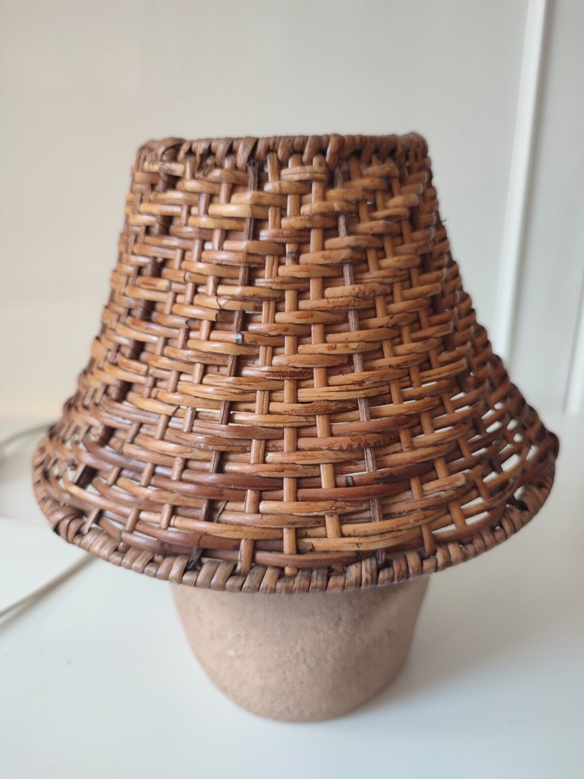 Lampe en pierre naturelle vintage