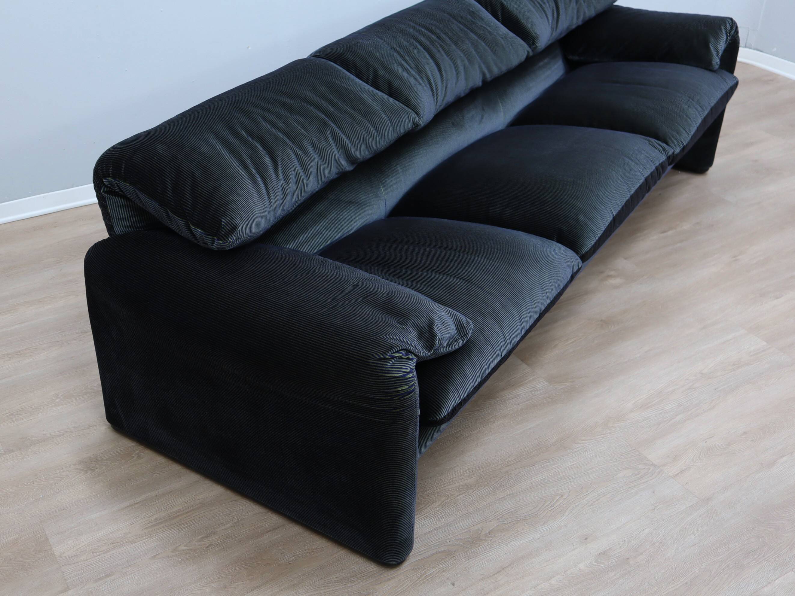 Vintage 1980s blue and green velvet Cassina Maralunga 3-Seater sofa