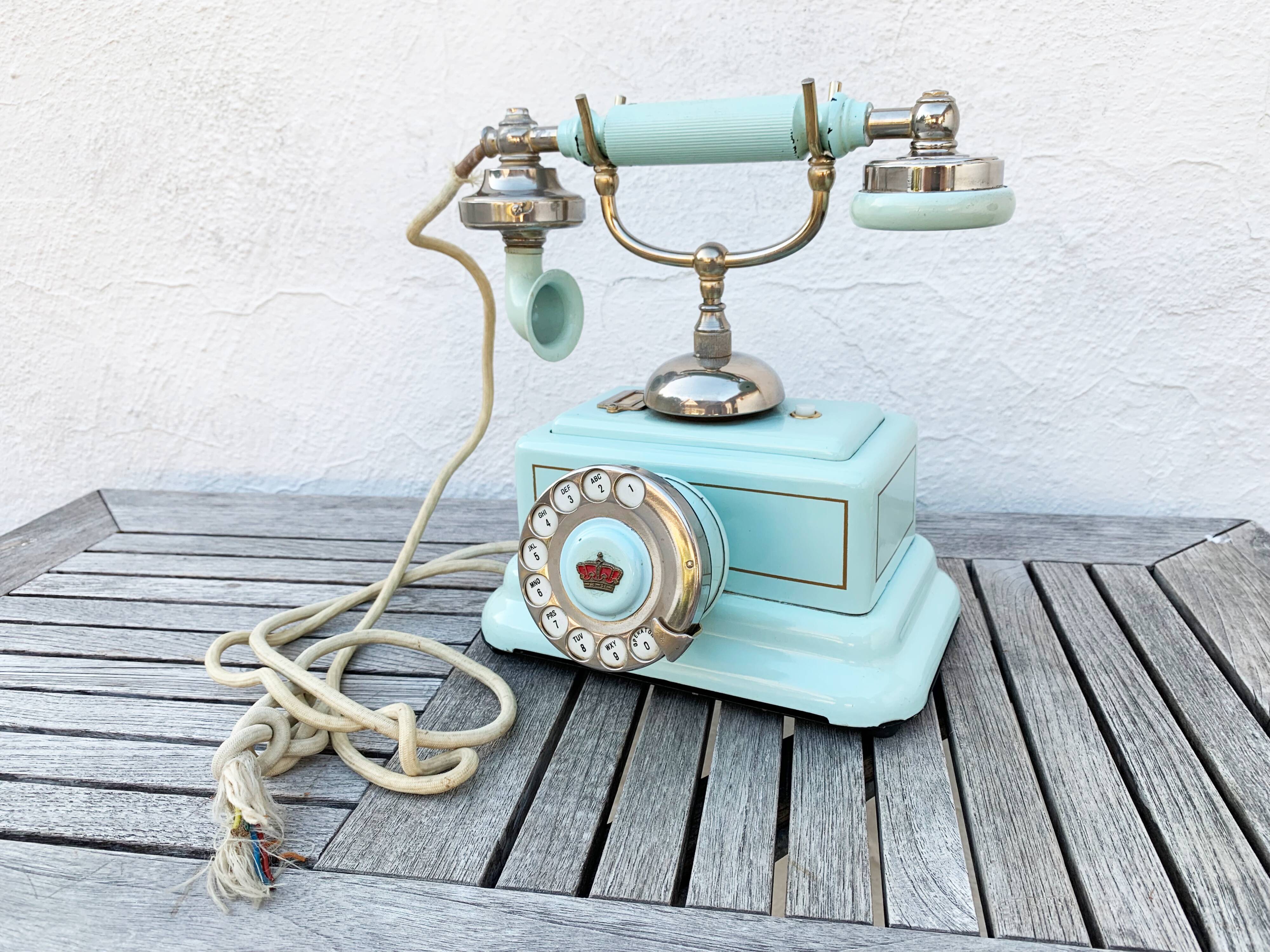 Antique telephone - old danish phone