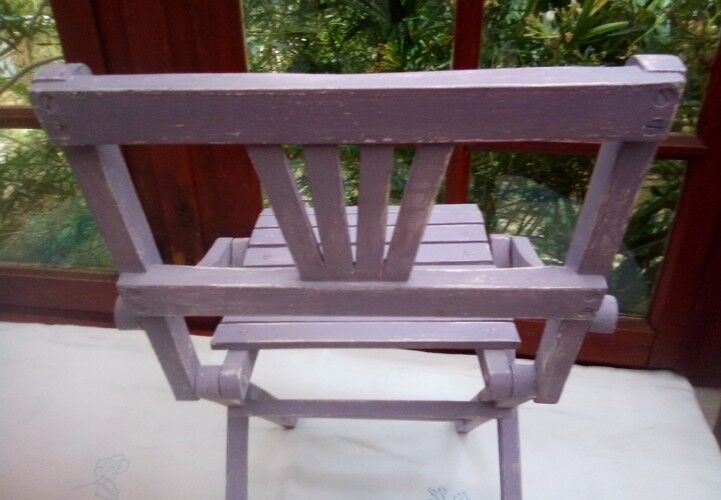 Children's chair in purple patina wood