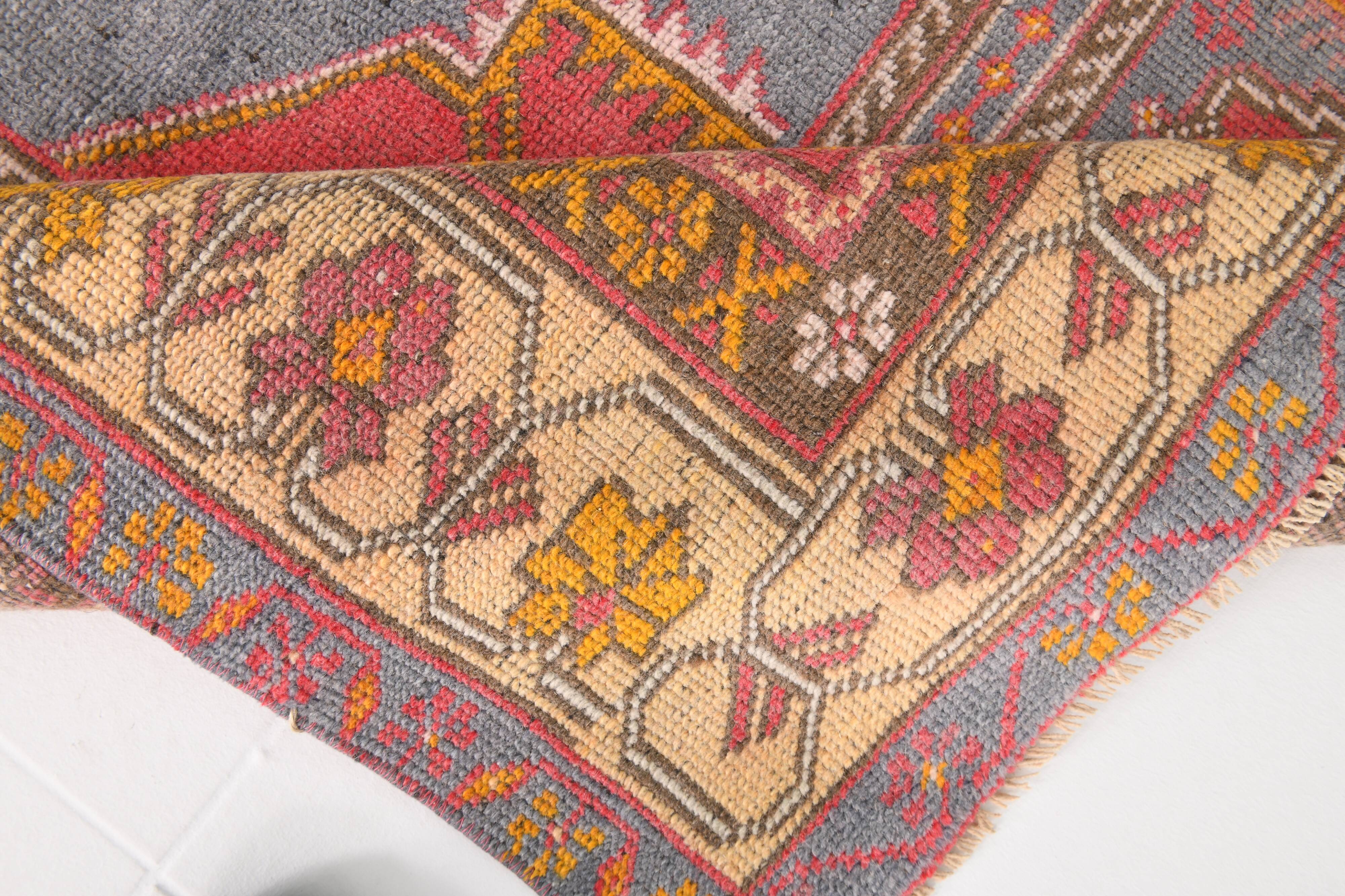 5x8 Turkish Vintage Red & Cream Bedroom Rug, 144x245Cm