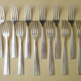 24 Table covers, silver metal housewife GOLD DAR