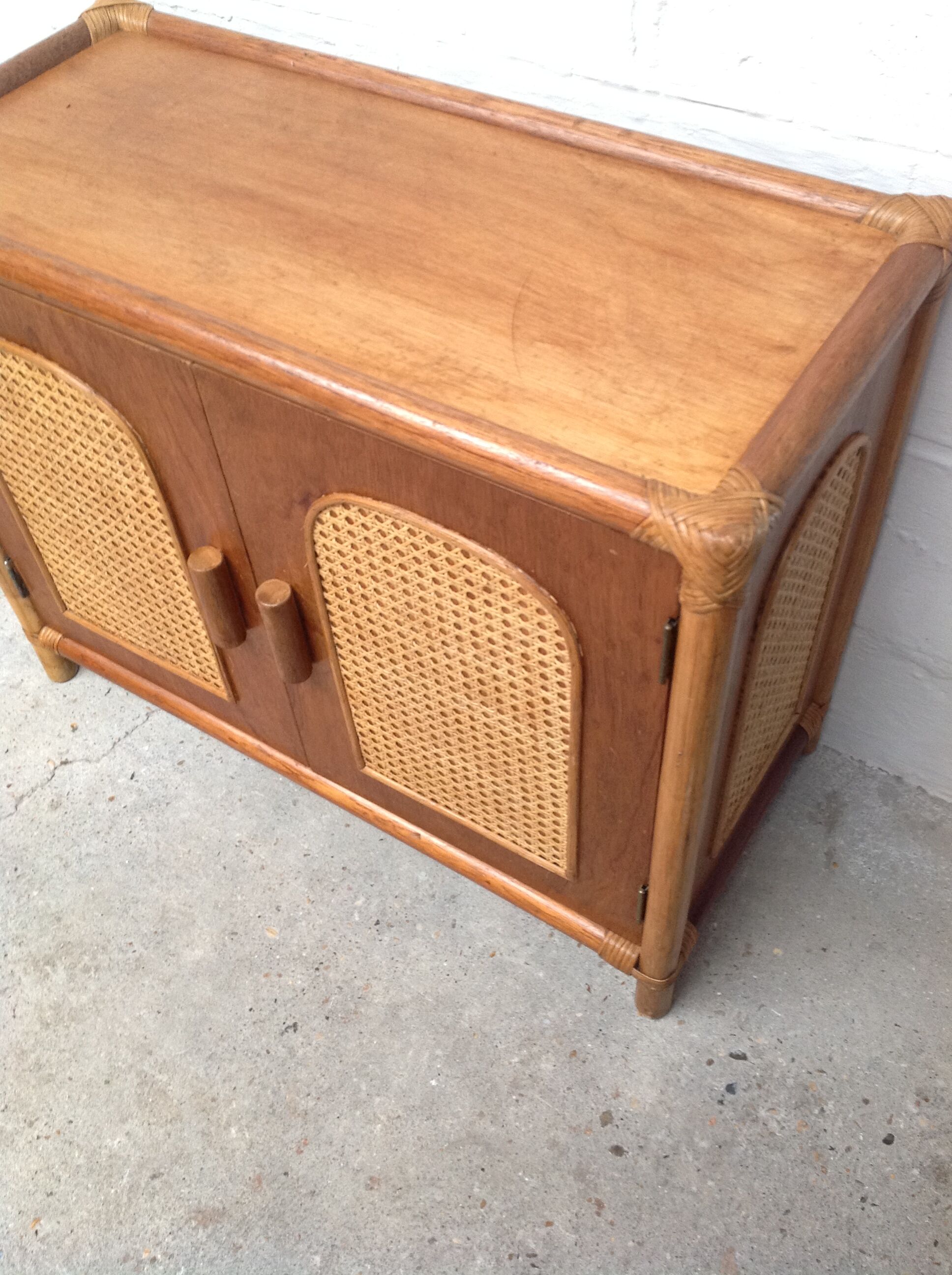 Sideboard wood, bamboo and rattan
