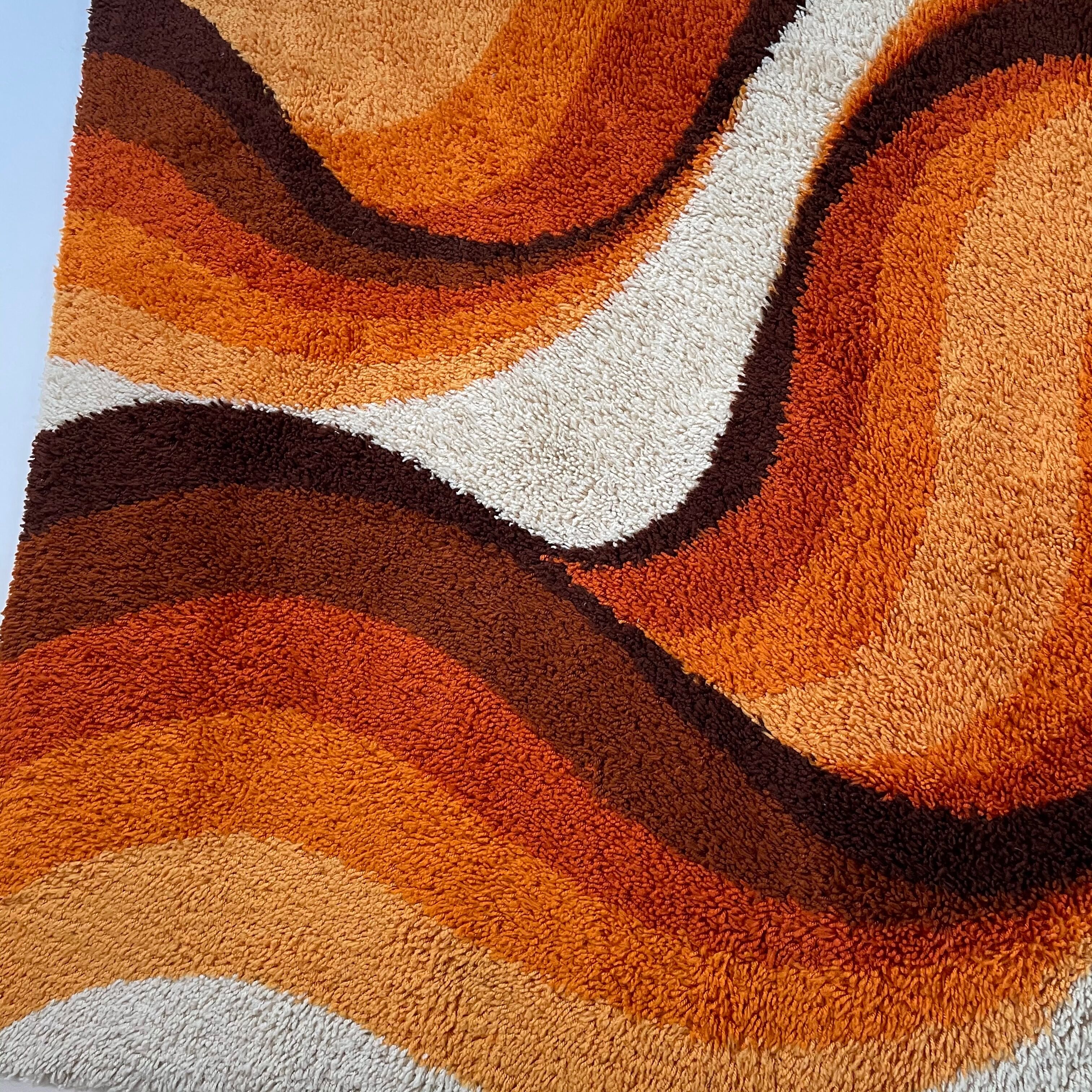 Large Psychedelic "WAVE"High Pile Rug by Prinstapijt Desso, Netherlands 1970s