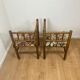 Duo de chaise d'angle en bois tourné bobines et assise tissu, milieu XXème