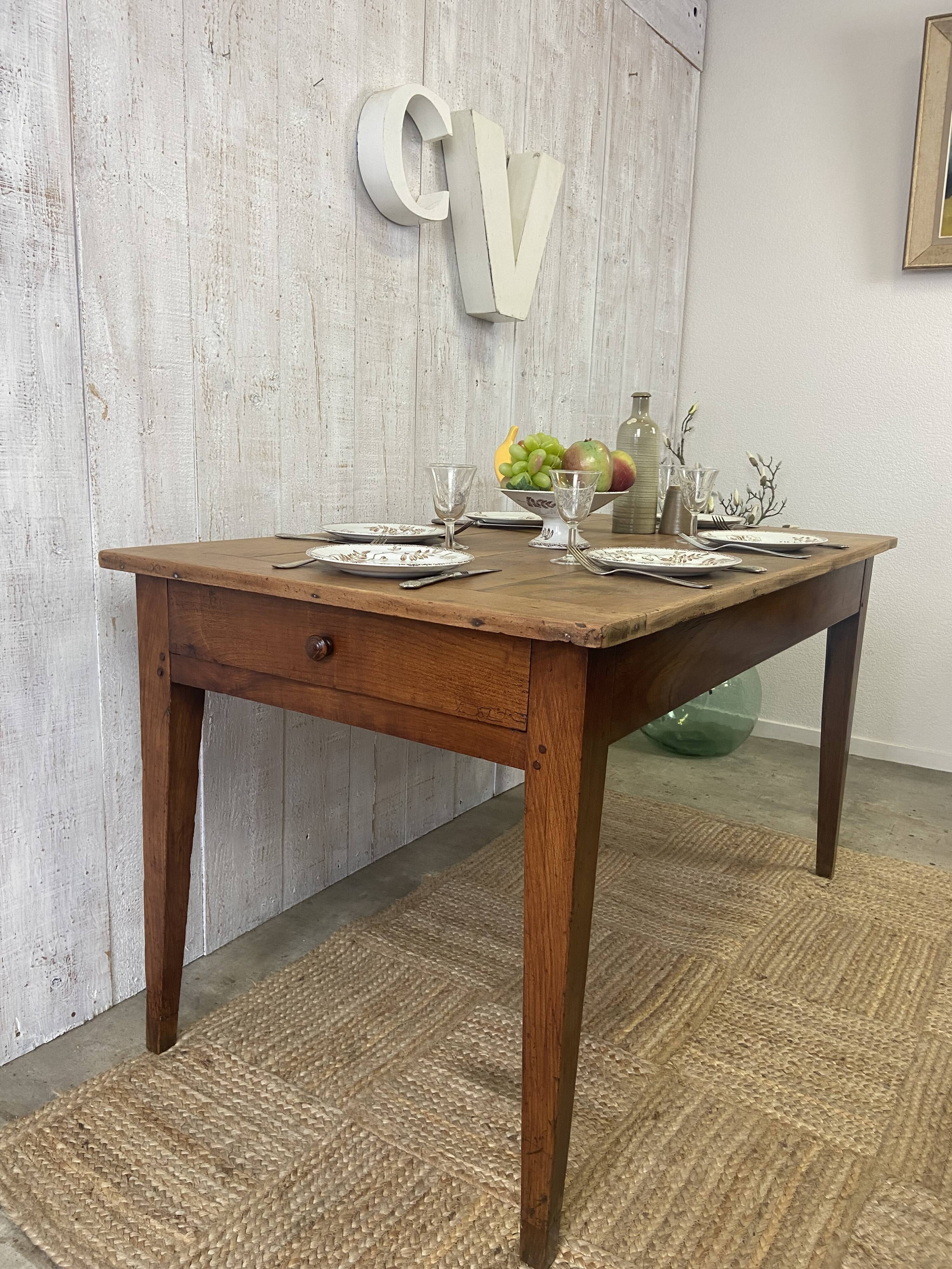 Table de ferme 133x76cm
