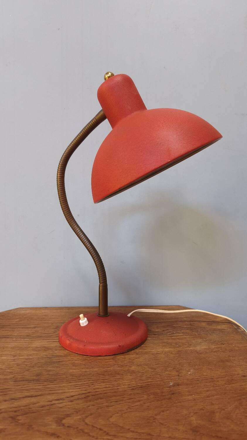 Vintage desk lamp with a swan neck from the 1950s.